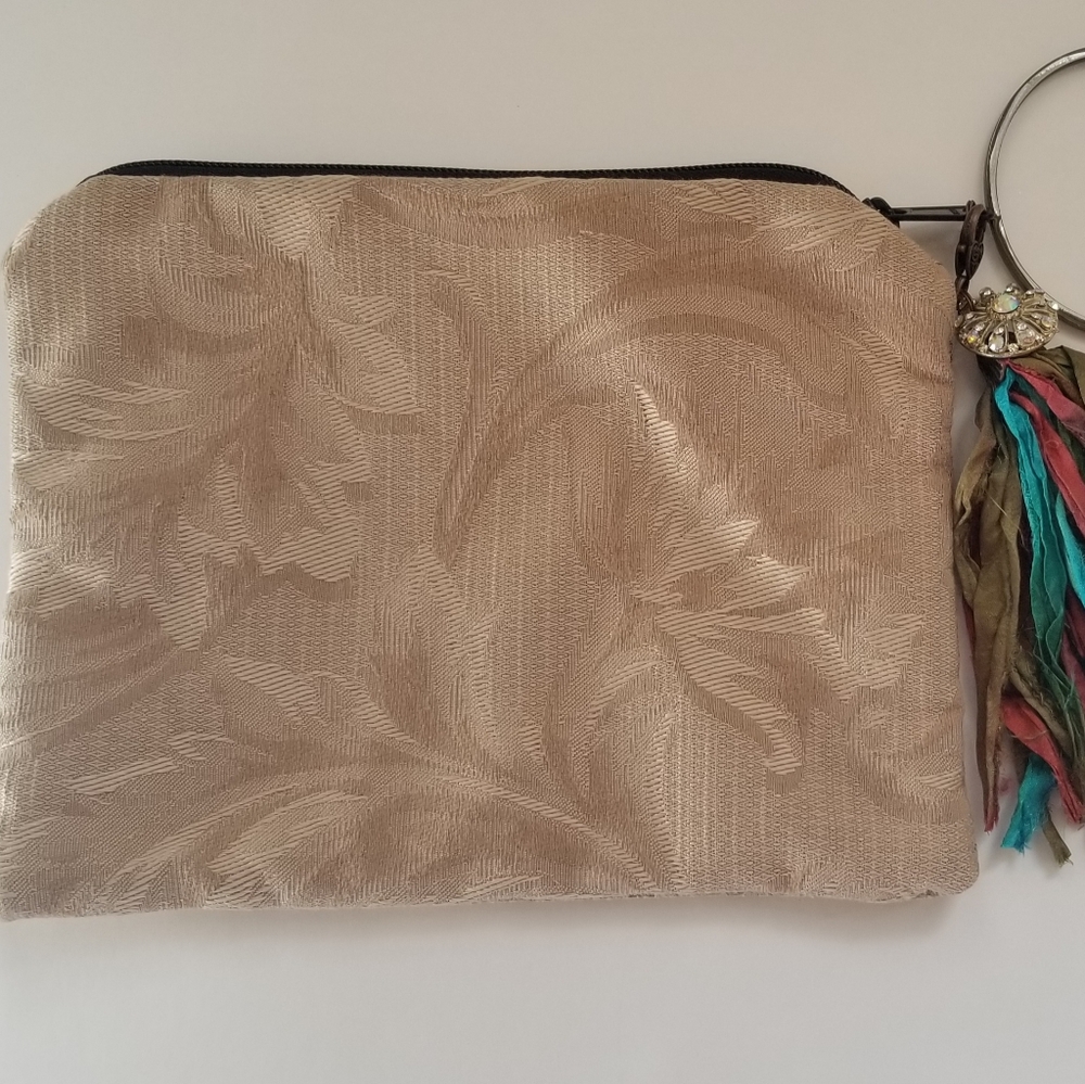 NWOT Boho Wristlet